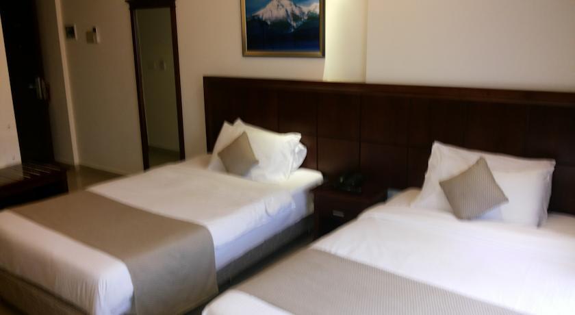 Midtown Hotel & Suites Бейрут Екстериор снимка