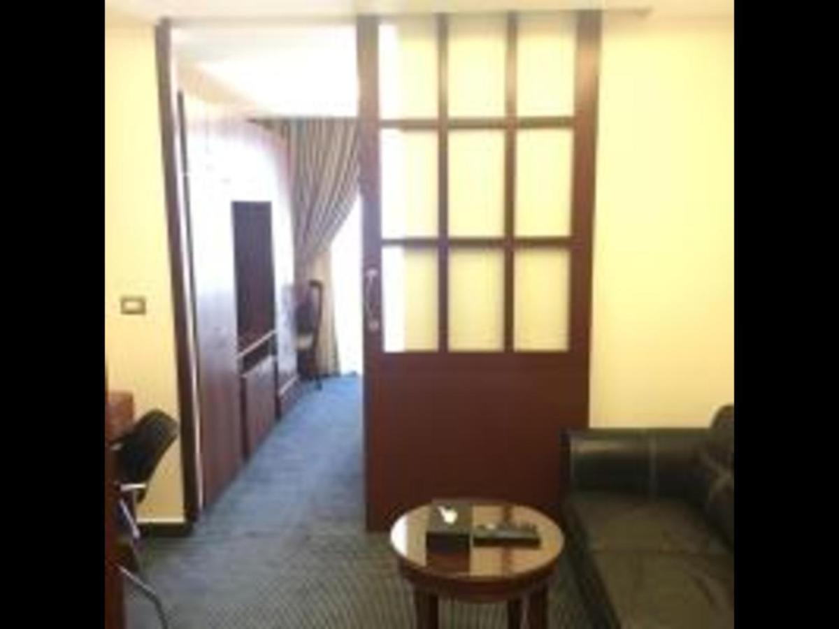Midtown Hotel & Suites Бейрут Екстериор снимка