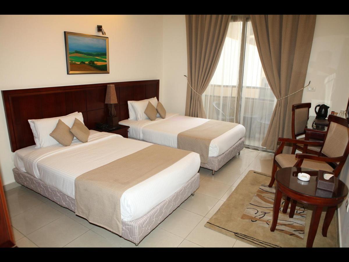 Midtown Hotel & Suites Бейрут Екстериор снимка
