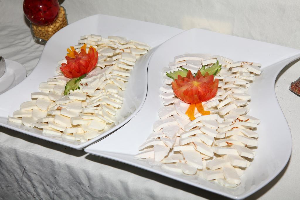 Midtown Hotel & Suites Бейрут Екстериор снимка