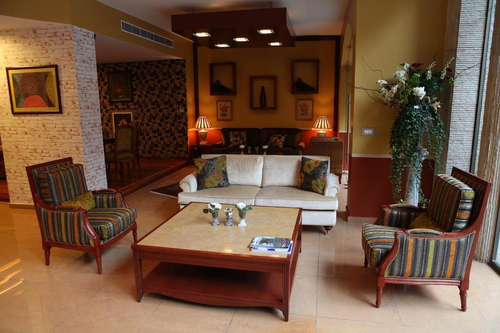 Midtown Hotel & Suites Бейрут Екстериор снимка
